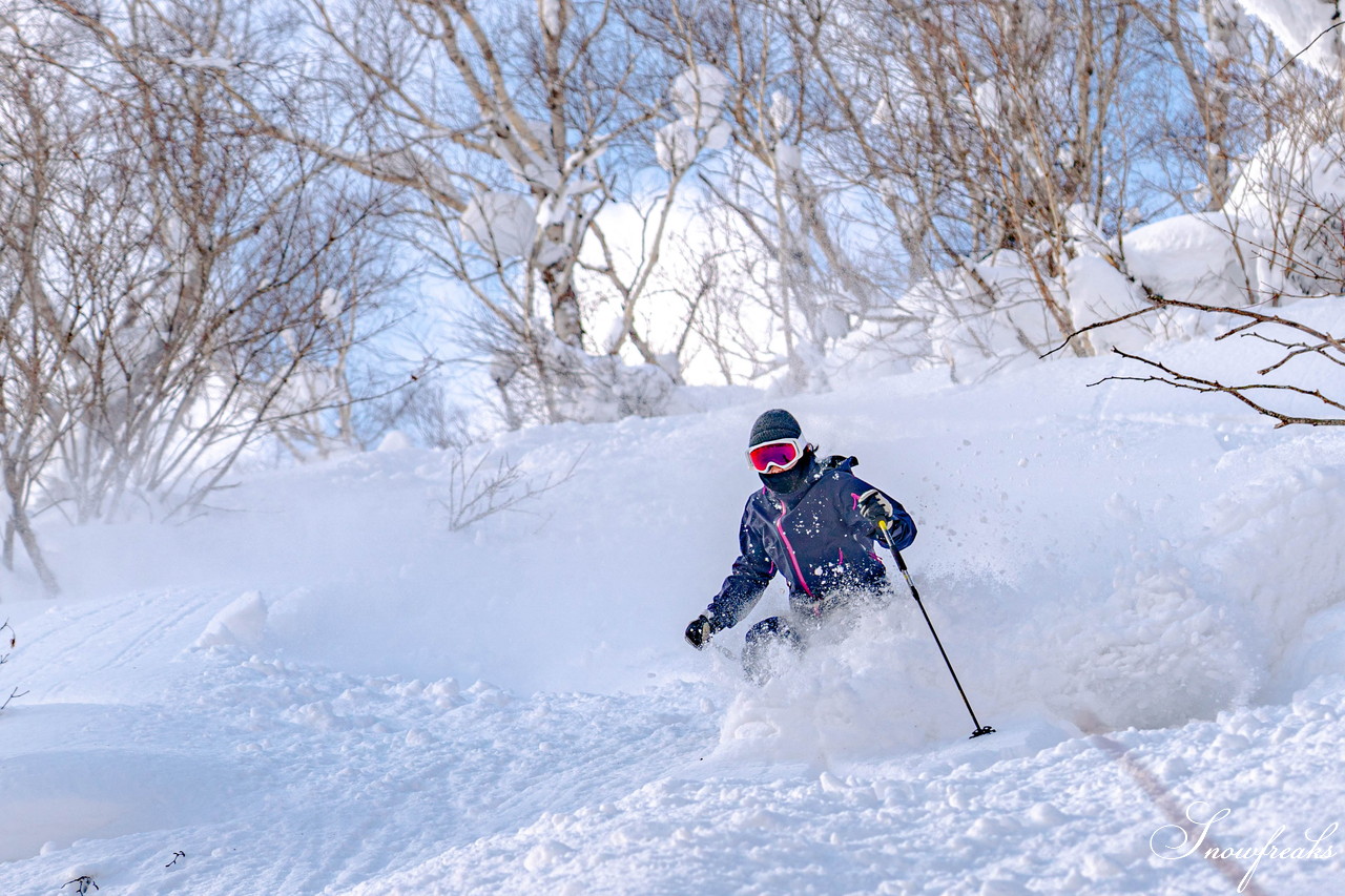 標高1,023ｍ。手稲山を知り尽くしたプロスキーヤー・中西太洋さんと行く、“マザーマウンテン”フォトセッション(^_-)-☆